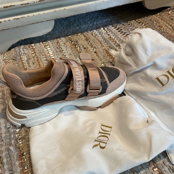 Christian dior sneaker - Picture 1 of 4